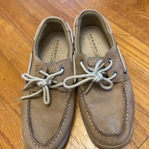 Gently used women’s Sperry’s size 3.5